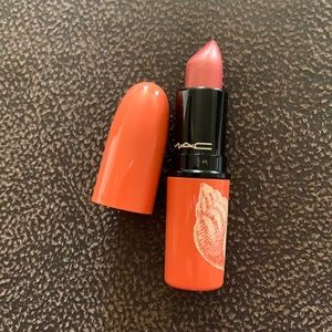 MAC To the Beach Collection lipstick Frost Thrills